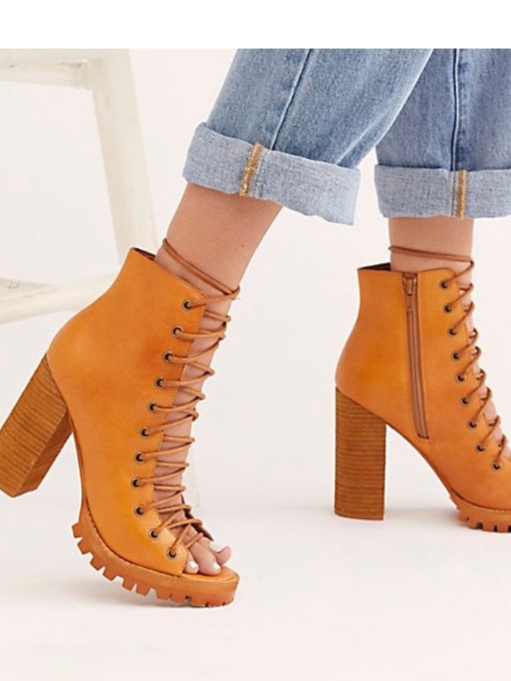 Free People/ Jeffrey Campbell Lace up Heel...